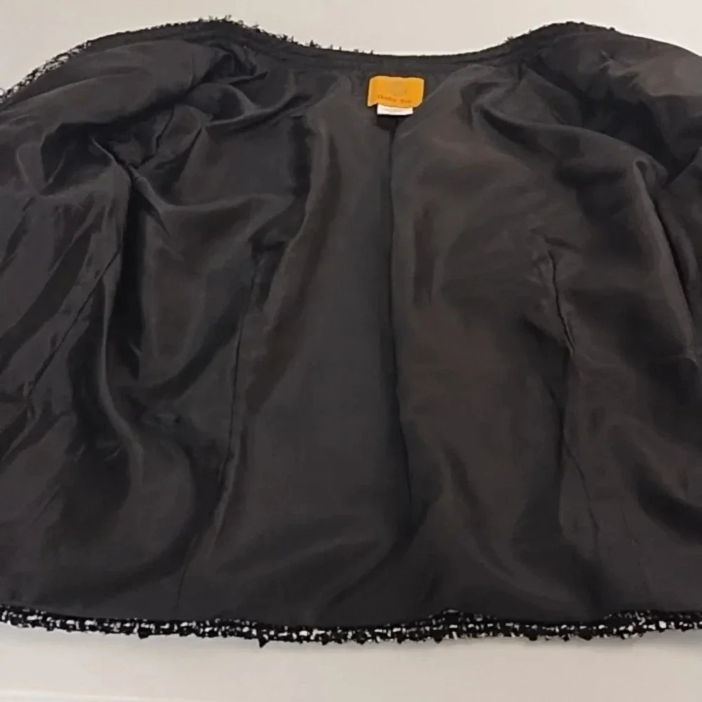Raw Edge Fringe Cropped Fitted Jacket 8 Textured Black Cream Gold Zip up Studded